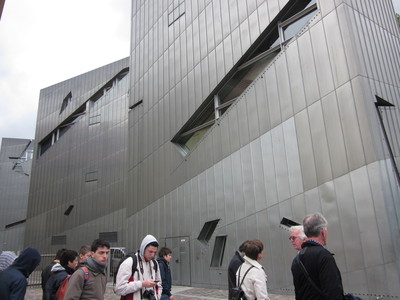 Jüdisches Museum, facciata in zinco